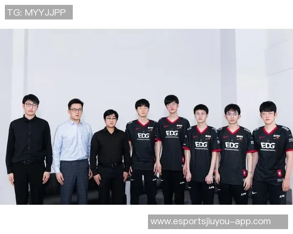 电竞实时数据与平精英赛事记录EDG逆袭之路的全景回顾与分析 电竞实时数据与平精英赛事记录EDG逆袭之路的全景回顾与分析